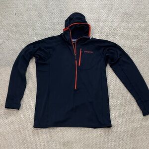 Patagonia Men's Navy Performance Jacket with Red Trim